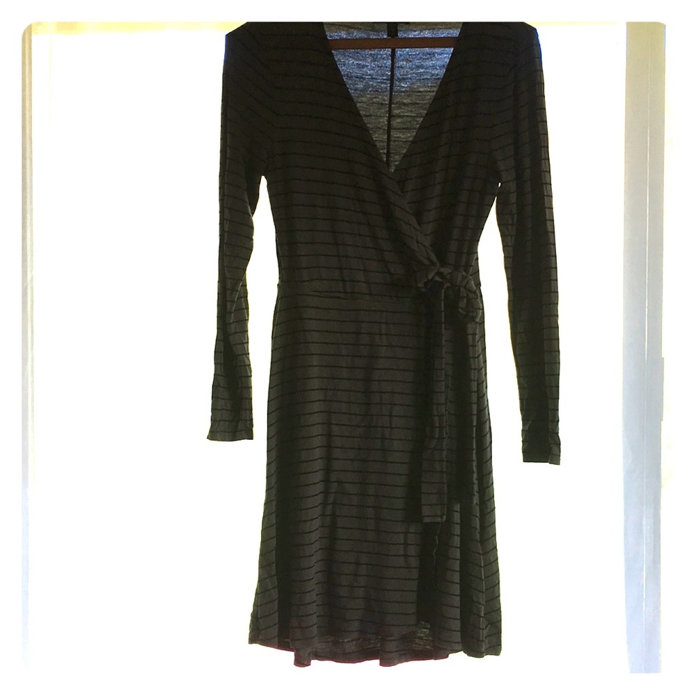 EXPRESS Olive green wrap dress